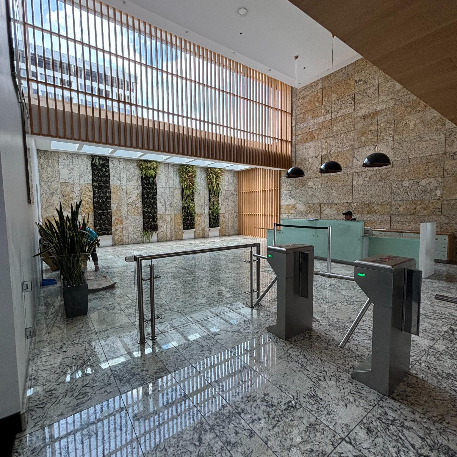 Edificio Titanium